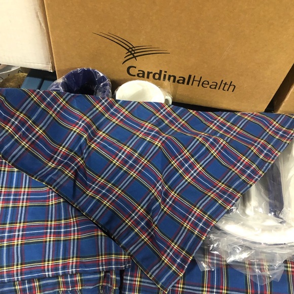 Vintage picnic table/ basket dinnerware. - Picture 5 of 5